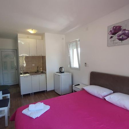 Apartments Luna Bar Dış mekan fotoğraf