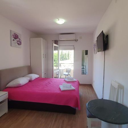 Apartments Luna Bar Dış mekan fotoğraf