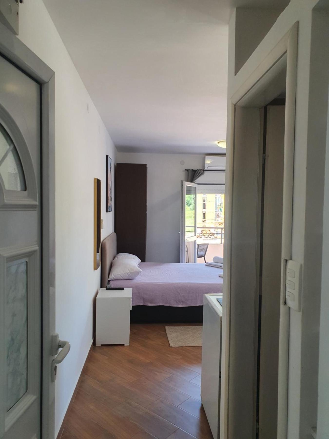 Apartments Luna Bar Dış mekan fotoğraf